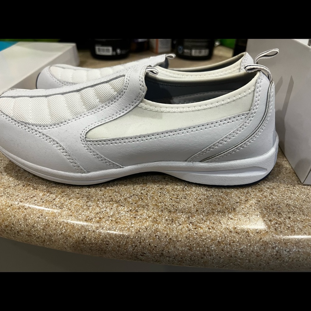 Running shoes